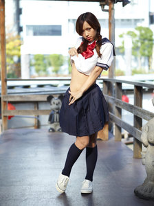 Mayuko Japanese School Uniform_2010-12-30_137_3000 (x139)o0r2adcw4m.jpg