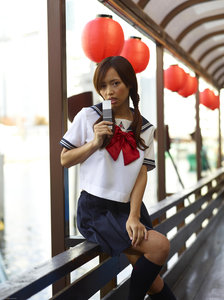 Mayuko-Japanese-School-Uniform_2010-12-30_137_3000-%28x139%29-s0r2aa532n.jpg