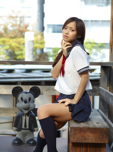 Mayuko Japanese School Uniform_2010-12-30_137_3000 (x139)u0r2aafhsn.jpg
