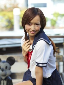 Mayuko-Japanese-School-Uniform_2010-12-30_137_3000-%28x139%29-u0r2aaho4n.jpg