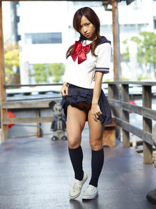 Mayuko Japanese School Uniform_2010-12-30_137_3000 (x139)-40r2ab86ya.jpg