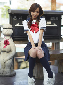 Mayuko Japanese School Uniform_2010-12-30_137_3000 (x139)-10r2acgycm.jpg
