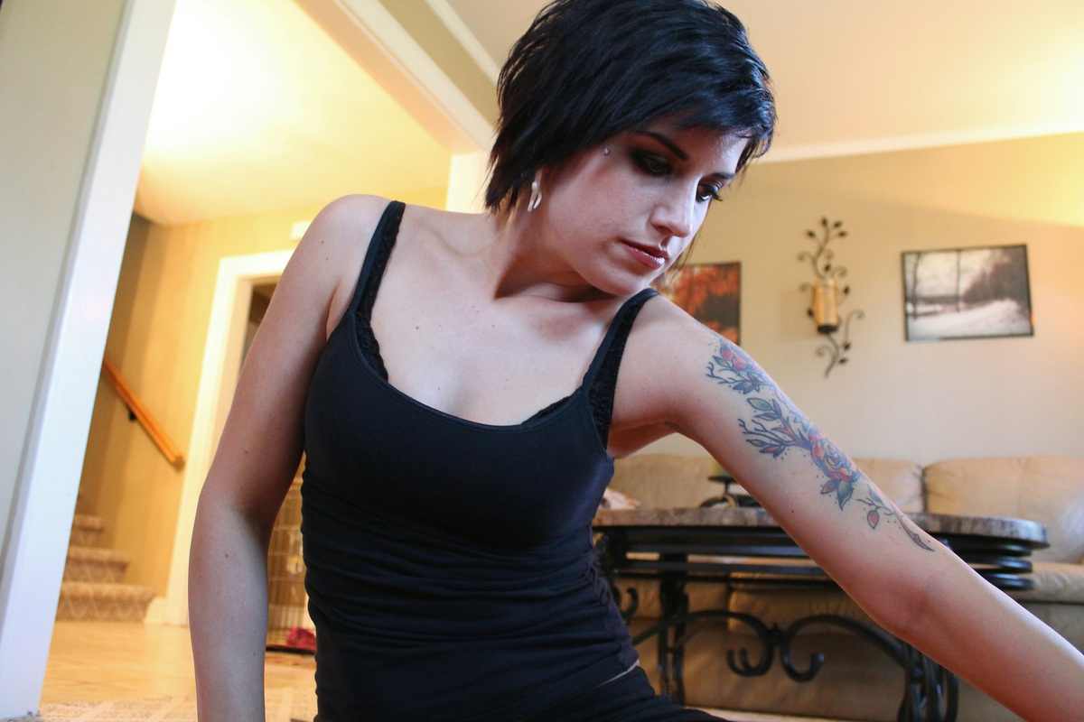 Emo shemale porn pics