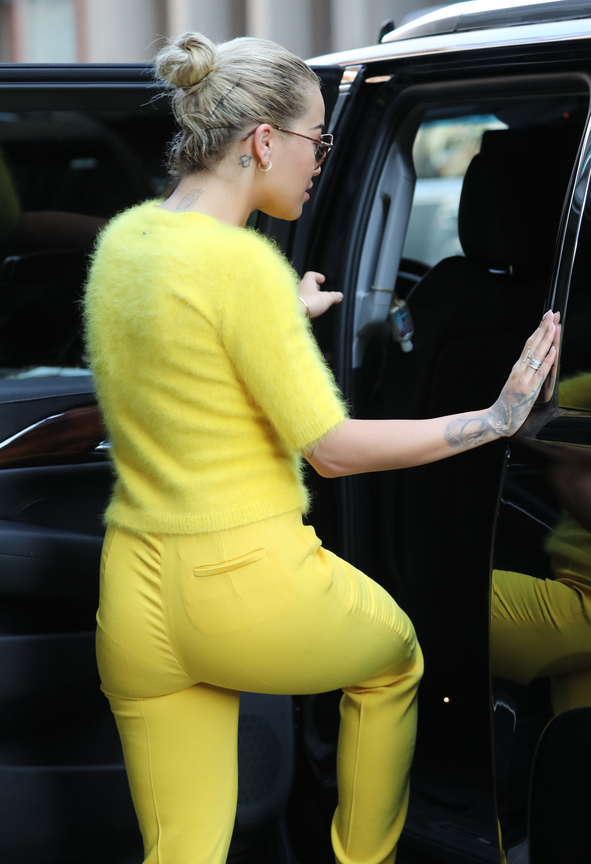 Rita Ora steps out dressed head to toe in yellow in New York City_18.jpg