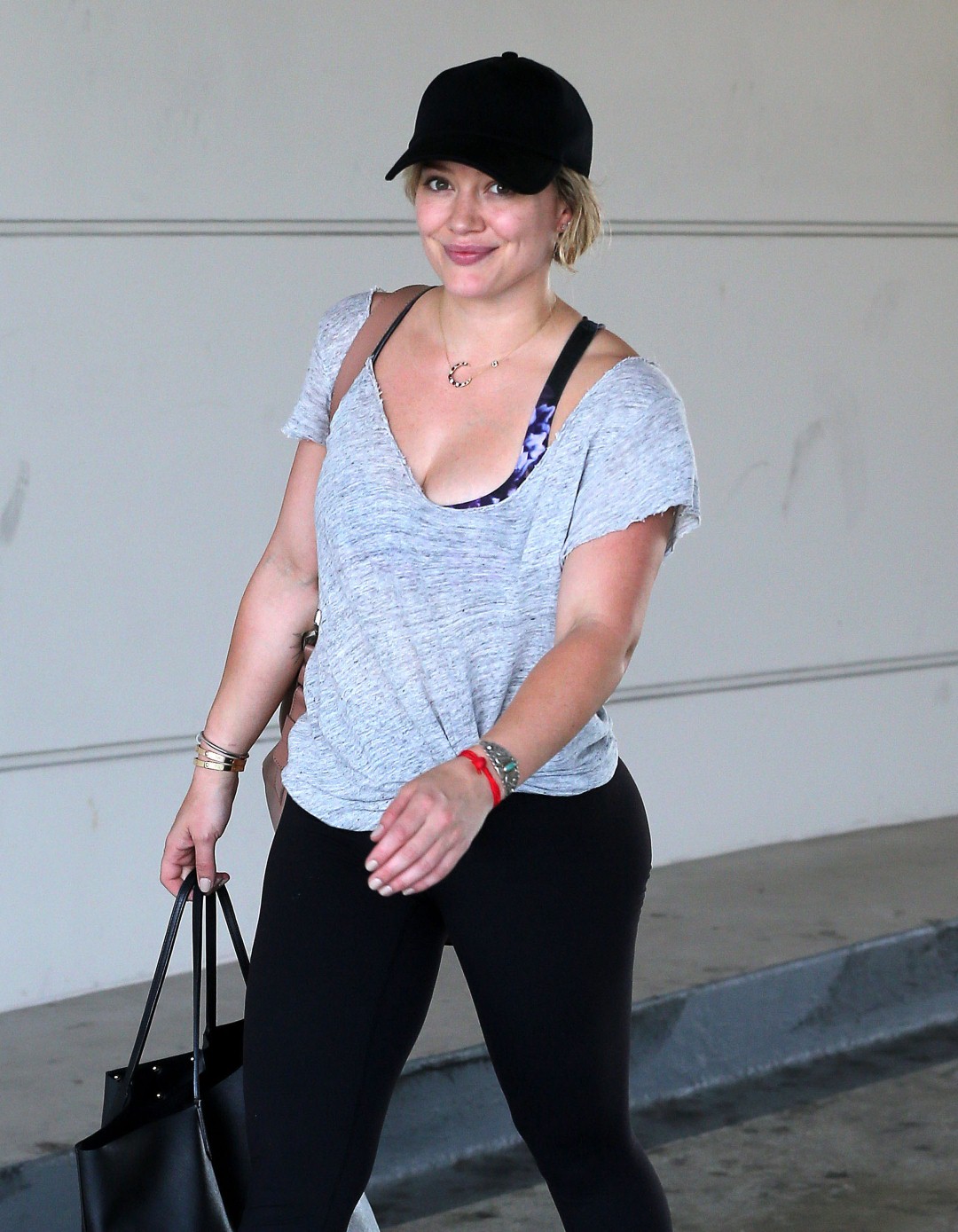 Hilary Duff Out in Beverly Hills on July 29012 (Large).jpg