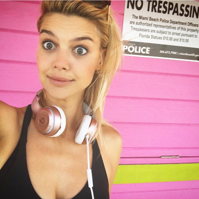 ZKelly Rohrbach -- Mix Social Network 091215 To 260717 003.jpg